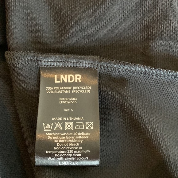 LNDR size S Black sleeveless top. - Picture 4 of 4